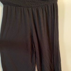 Women’s black wide leg gauchos